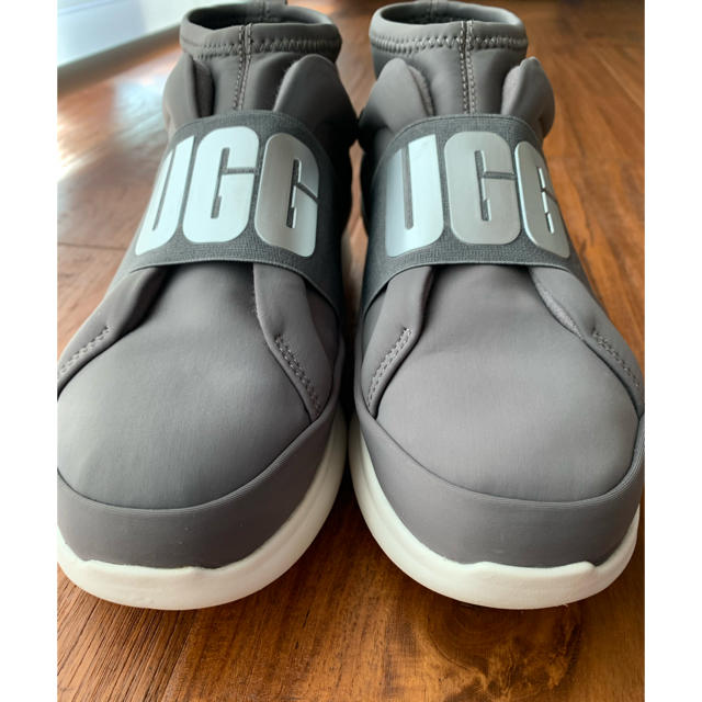 UGG(アグ)のugg スニーカー レディースの靴/シューズ(スニーカー)の商品写真