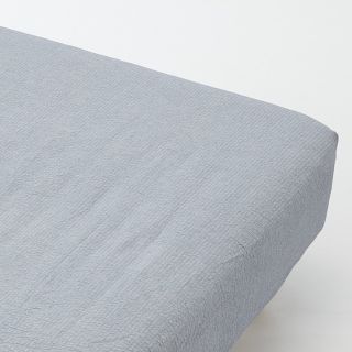 ムジルシリョウヒン(MUJI (無印良品))の【天津飯様専用】無印良品 ボックスシーツ 綿 サッカー織 SD ネイビー(シーツ/カバー)