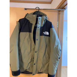 ザノースフェイス(THE NORTH FACE)のTHENORTHFACE マウンテンダウンジャケット　M  オリーブ(ダウンジャケット)