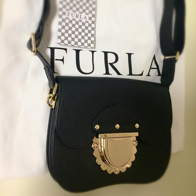 Furla(フルラ)のフルラ 新品 ドゥカレ ミニショルダー ブラック レディースのバッグ(ショルダーバッグ)の商品写真