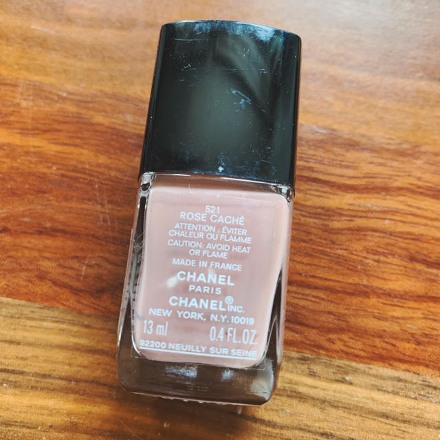 CHANEL(シャネル)のシャネル ヴェルニ ロング トゥニュ 521 ローズ カシェ 13ml コスメ/美容のネイル(マニキュア)の商品写真