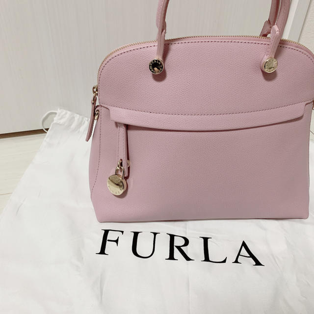 FURLA フルラ　パイパー M ピンク　ショルダーバッグ保存袋ショルダーストラップ冊子