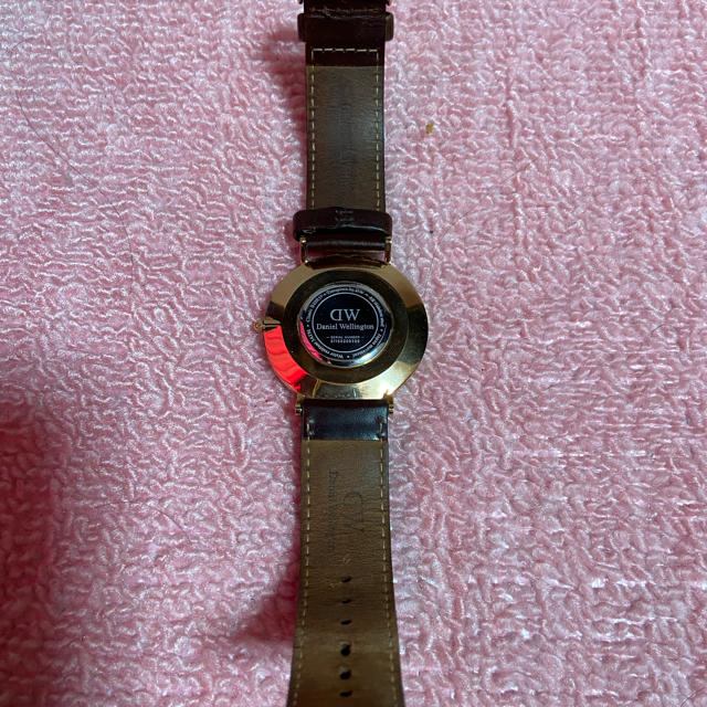 Daniel Wellington(ダニエルウェリントン)の【保証書付】Daniel Wellington Classic Black  メンズの時計(腕時計(アナログ))の商品写真