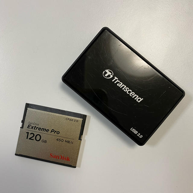 SanDisk CFastカード 120GB カードリーダー付