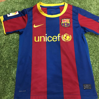 ナイキ(NIKE)のサッカーレプリカユニホーム　バルセロナ　140cm(Tシャツ/カットソー)