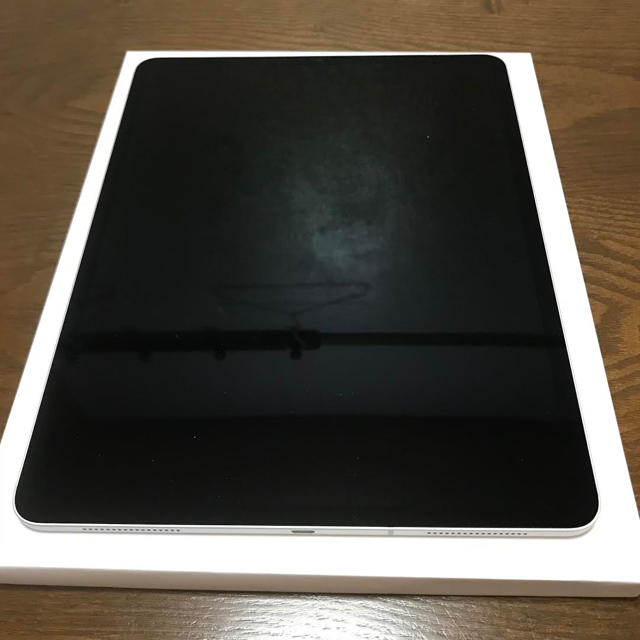 Apple(アップル)のshinkou様専用iPad Pro 12.9 (第3世代) スマホ/家電/カメラのPC/タブレット(タブレット)の商品写真