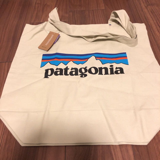 【新品未使用】Patagonia トートバッグ レディースのバッグ(トートバッグ)の商品写真