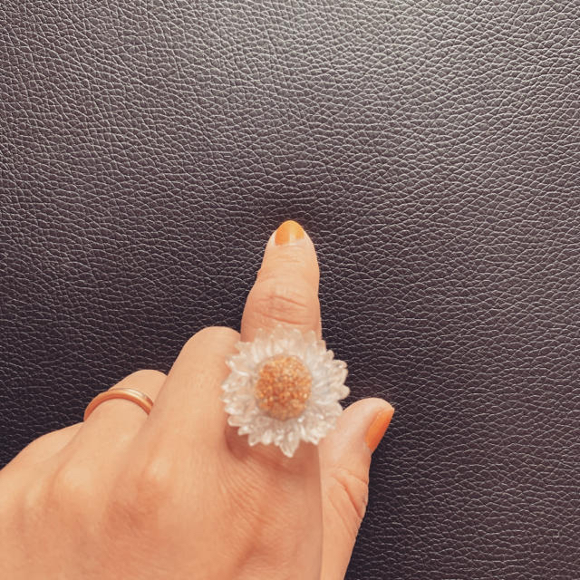 お花の指輪 ハンドメイドのアクセサリー(リング)の商品写真