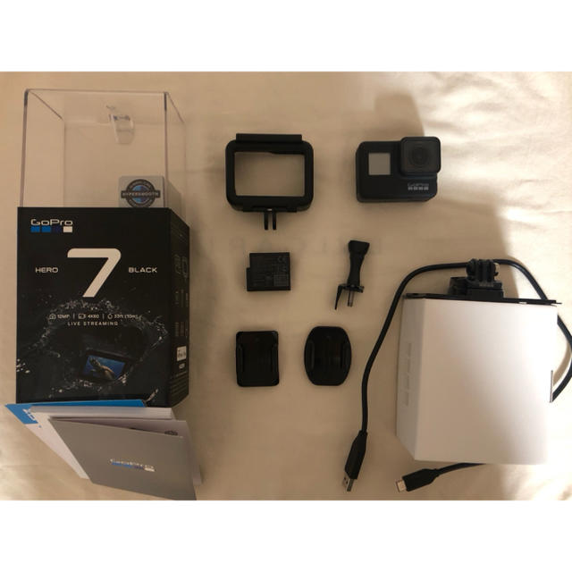 GoPro(ゴープロ)のGoPro HERO7 BLACK CHDHX-701-FW スマホ/家電/カメラのカメラ(ビデオカメラ)の商品写真