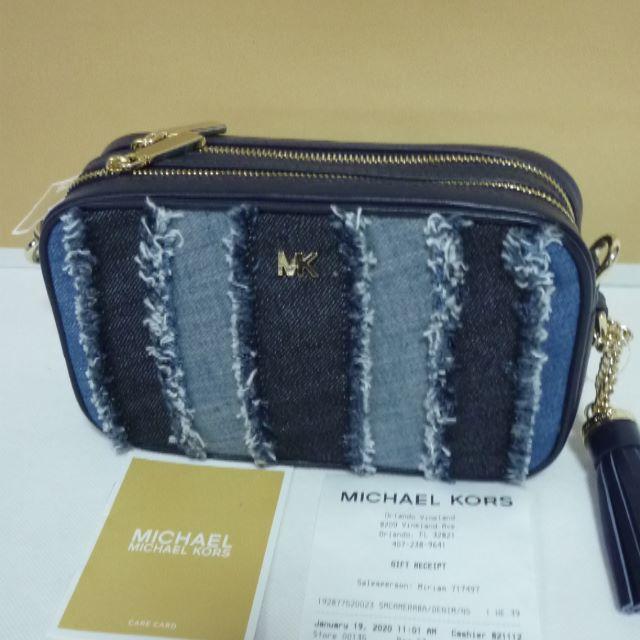 Michael Kors(マイケルコース)のデニム好き集合！新品 正規品 SM CAMERA BAG DENIM MULTI レディースのバッグ(ショルダーバッグ)の商品写真