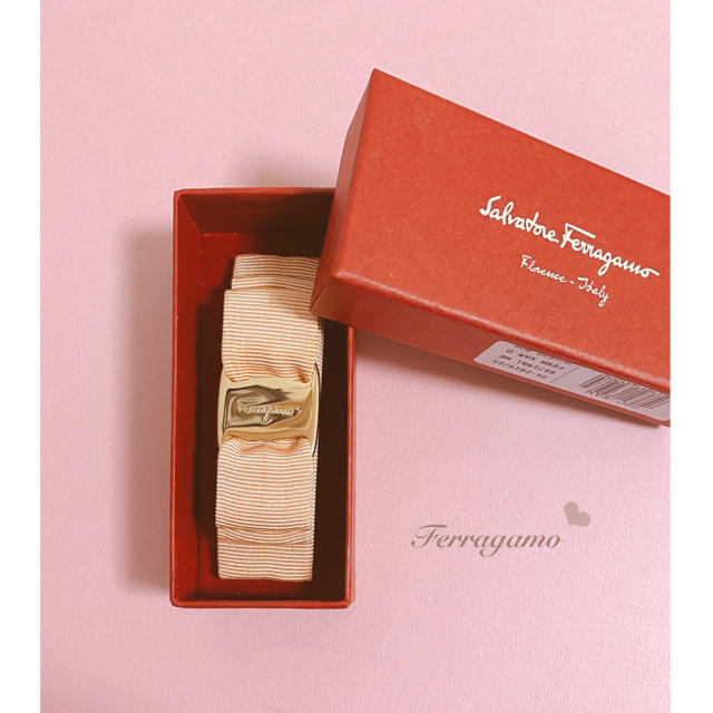 Ferragamo   Aさま専用︎ 美品 フェラガモ バレッタ ベージュの