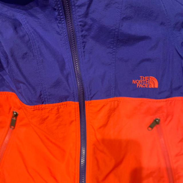 THE NORTH FACE(ザノースフェイス)のノースフェイスジャケット レディースのジャケット/アウター(ナイロンジャケット)の商品写真