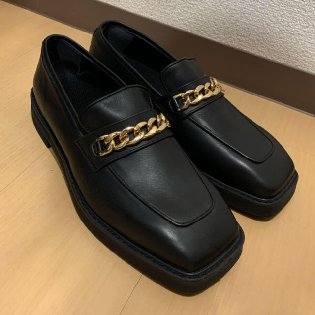 PRADA(プラダ)のスクエアトゥ　ローファー メンズの靴/シューズ(ブーツ)の商品写真