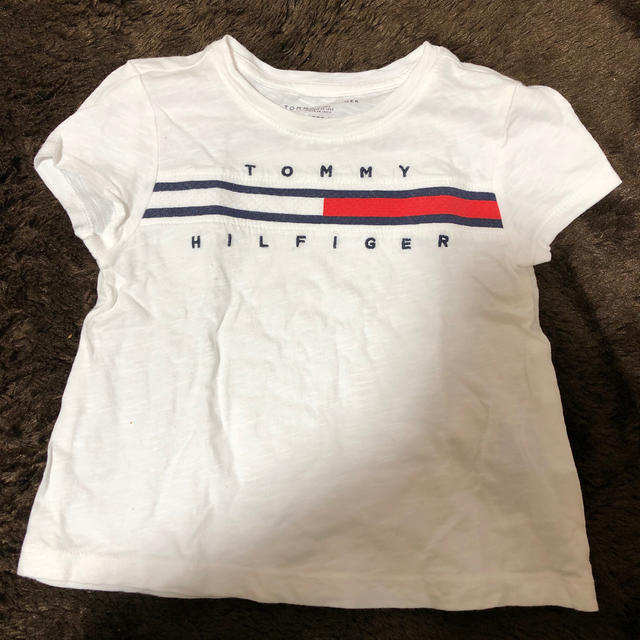 TOMMY HILFIGER(トミーヒルフィガー)のトミー子供Tシャツ キッズ/ベビー/マタニティのベビー服(~85cm)(Ｔシャツ)の商品写真