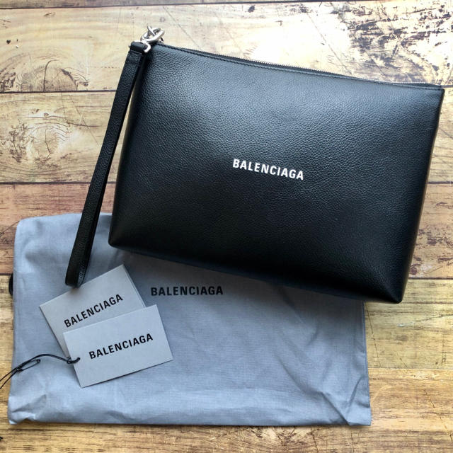 BALENCIAGA クラッチバッグ