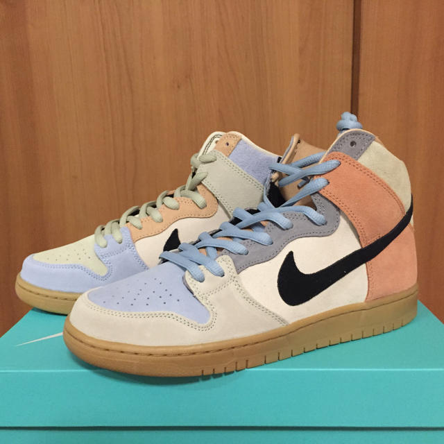 NIKE(ナイキ)のNIKE  Dunk Hi “Easter” 28.0cm (US10.0) メンズの靴/シューズ(スニーカー)の商品写真