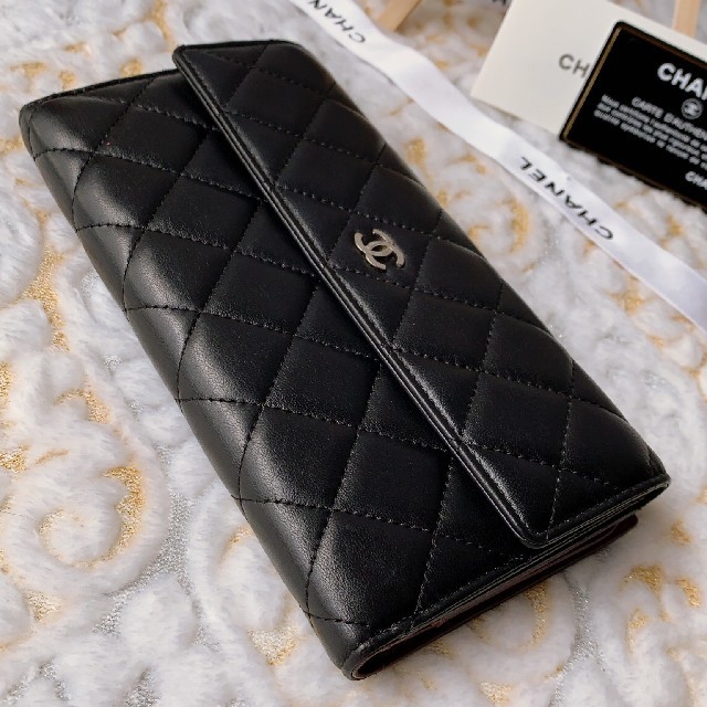 CHANEL(シャネル)のCHANEL 正規品 極美品 マトラッセ 長財布 ブラック レディースのファッション小物(財布)の商品写真