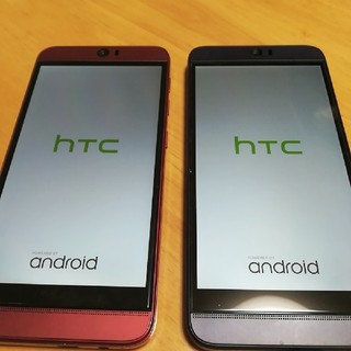 ハリウッドトレーディングカンパニー(HTC)のhtc J butterfly HTL21 au レッド ブルー 2台セット(スマートフォン本体)