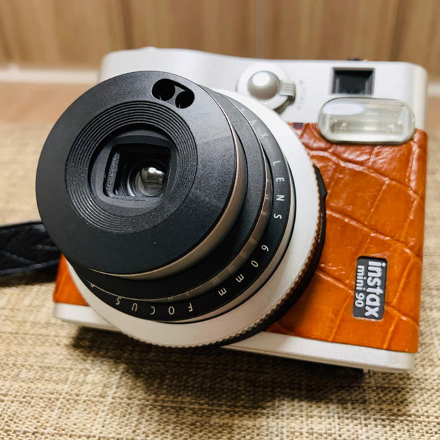 【送料無料】FUJIFILM インスタントカメラ instax mini 90