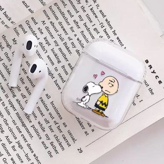 スヌーピー(SNOOPY)の【新品訳あり】AirPodsカバー スヌーピーチャーリーブラウン(ヘッドフォン/イヤフォン)