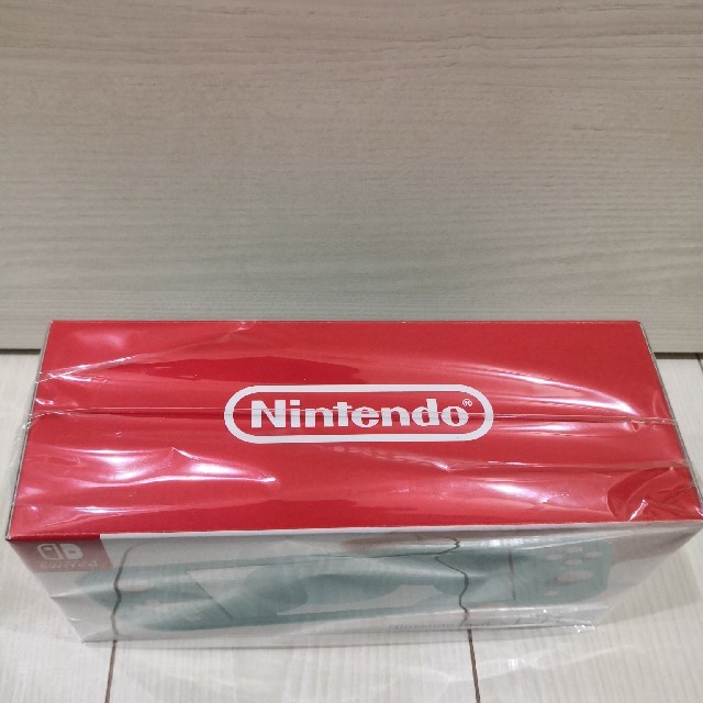 Nintendo Switch(ニンテンドースイッチ)のNintendoSwitchニンテンドースイッチライト新品、未使用、未開封 エンタメ/ホビーのゲームソフト/ゲーム機本体(家庭用ゲーム機本体)の商品写真