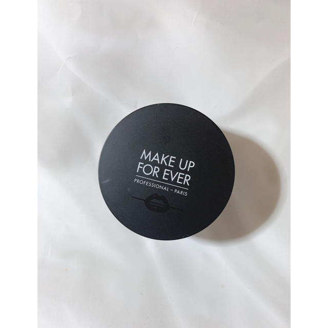 MAKE UP FOR EVER(メイクアップフォーエバー)のメイクアップフォーエバー　ウルトラHDルースパウダー　4g コスメ/美容のベースメイク/化粧品(フェイスパウダー)の商品写真