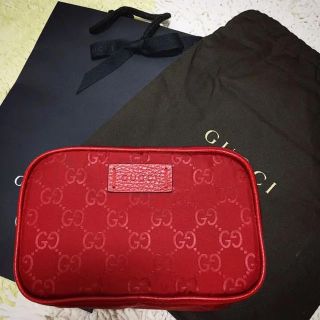 グッチ(Gucci)の新品 GUCCI ポーチ グッチ ポーチ 化粧ポーチ(ポーチ)