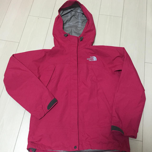 THE NORTH FACE(ザノースフェイス)のノースフェイス ドットショット♡ レディースのジャケット/アウター(ミリタリージャケット)の商品写真