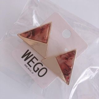 ウィゴー(WEGO)の赤べっこう柄GOLDピアス♪(ピアス)