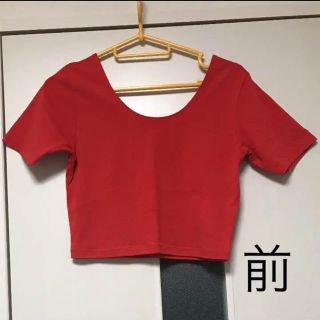 エモダ(EMODA)のショート丈 トップス(Tシャツ(半袖/袖なし))