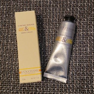 ロクシタン(L'OCCITANE)のロクシタン ﾊﾆｰﾚﾓﾝ ｺﾞｰﾙﾃﾞﾝﾊﾝﾄﾞｸﾘｰﾑ30ml✨(ハンドクリーム)