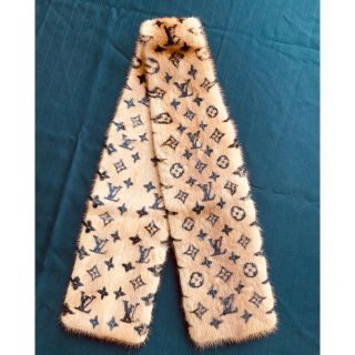 ルイヴィトン(LOUIS VUITTON)のcolor7life様専用　　　ルイヴィトン ♡ミンクマフラー(マフラー/ショール)