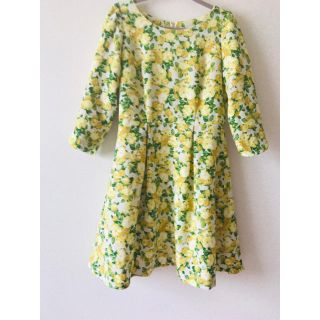 ミッシュマッシュ(MISCH MASCH)の花柄　ワンピ　ミッシュマッシュ　Mサイズ(ひざ丈ワンピース)