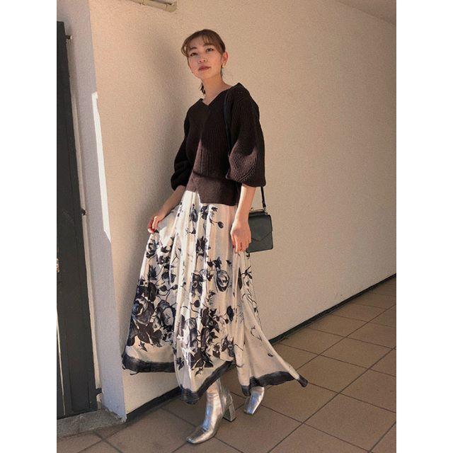 Ameri VINTAGE(アメリヴィンテージ)の新品 即完売 ADELE FLARE INFLATE SKIRT Sサイズ レディースのスカート(ロングスカート)の商品写真