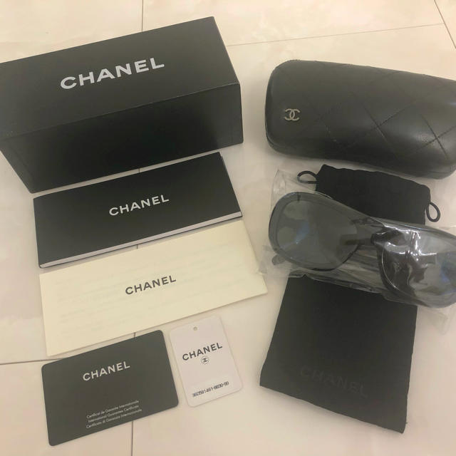 ☆美品☆ CHANEL シャネル サングラス リボン ブラック ☆大人気商品