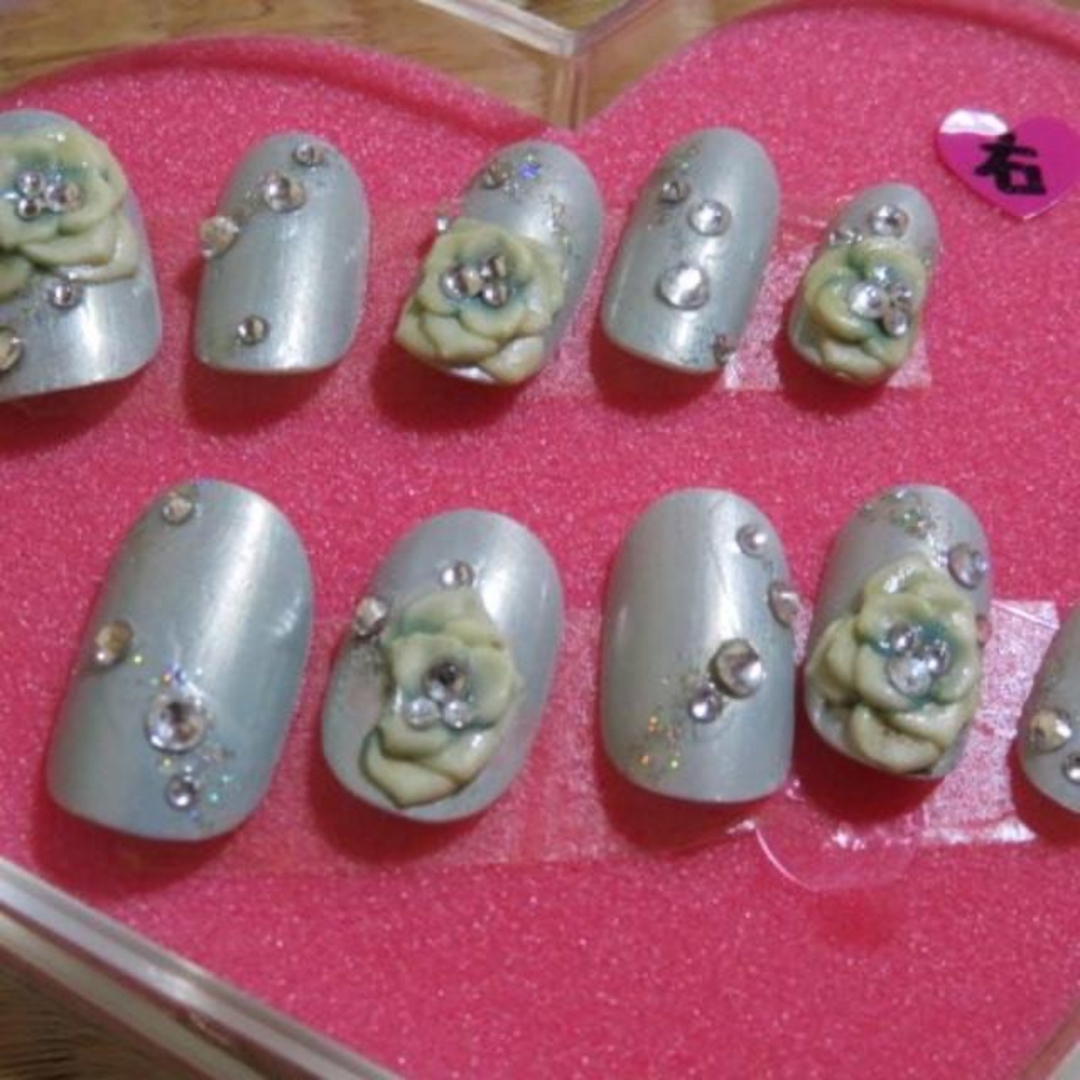 特注☆ネイルチップ (つけ爪) 　水色　薔薇　 コスメ/美容のネイル(つけ爪/ネイルチップ)の商品写真