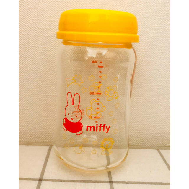 チュチュベビー　ミッフィー　哺乳瓶　miffy キッズ/ベビー/マタニティの授乳/お食事用品(哺乳ビン)の商品写真