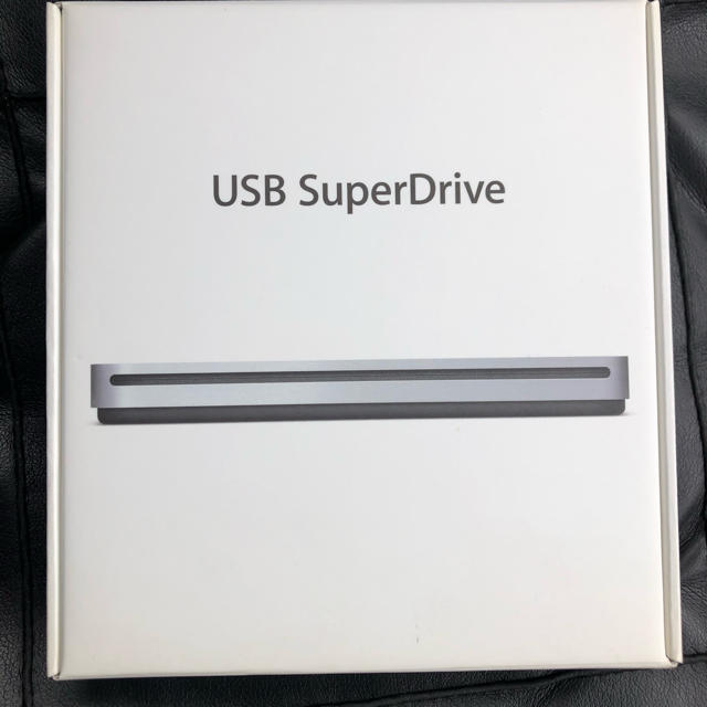 Apple(アップル)のAPPLE USB Super Drive MD564ZM/A 美品 スマホ/家電/カメラのPC/タブレット(PC周辺機器)の商品写真
