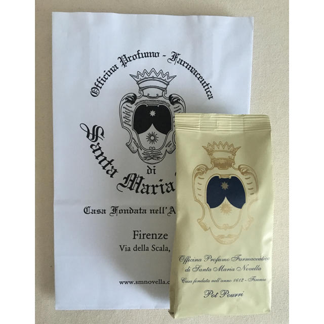 Santa Maria Novella(サンタマリアノヴェッラ)のサンタマリアノベッラ ポプリ 100g 新品　速発送 コスメ/美容のリラクゼーション(アロマグッズ)の商品写真