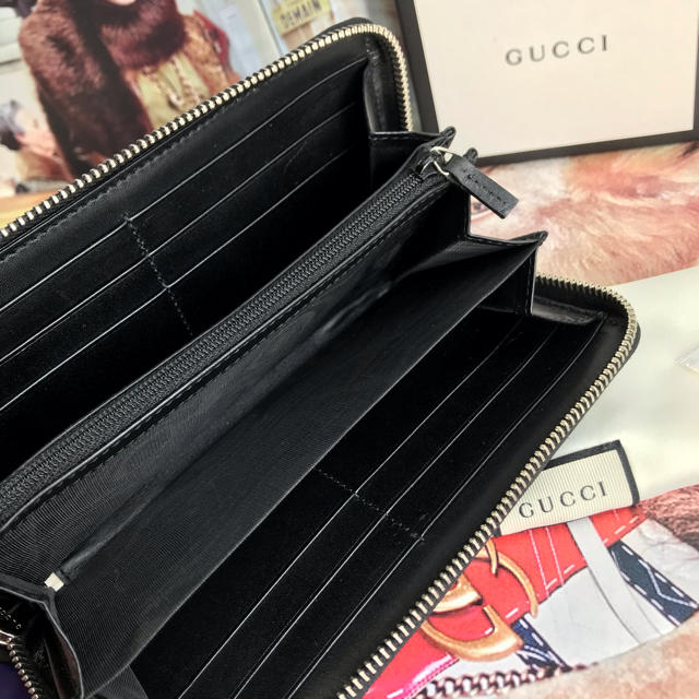 Gucci(グッチ)の【正規品】極美品✨GUCCI  GGスプリーム 長財布 『現行モデル』 レディースのファッション小物(財布)の商品写真