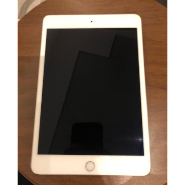 iPad mini4(16GB)シルバー