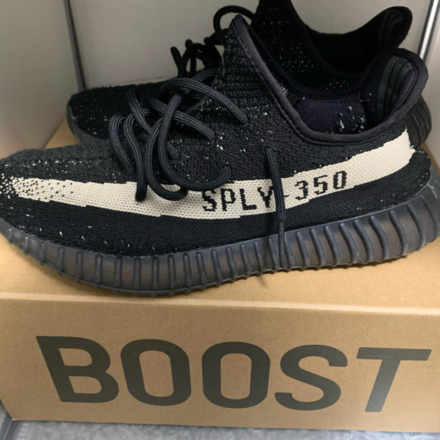 yeezy boost 350 v2 oreo