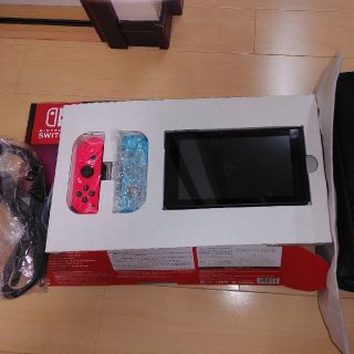 Nintendo Switch Joy-Con (L) ネオンブルー/ (R) (家庭用ゲーム機本体)