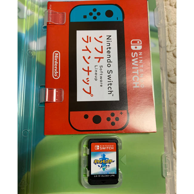 Nintendo Switch(ニンテンドースイッチ)のポケットモンスター　ソード　Switch エンタメ/ホビーのゲームソフト/ゲーム機本体(家庭用ゲームソフト)の商品写真
