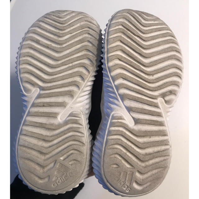 adidas(アディダス)の最終値下げ♪adidas フォルタラン　13cm ベビー　キッズ　スニーカー キッズ/ベビー/マタニティのベビー靴/シューズ(~14cm)(スニーカー)の商品写真