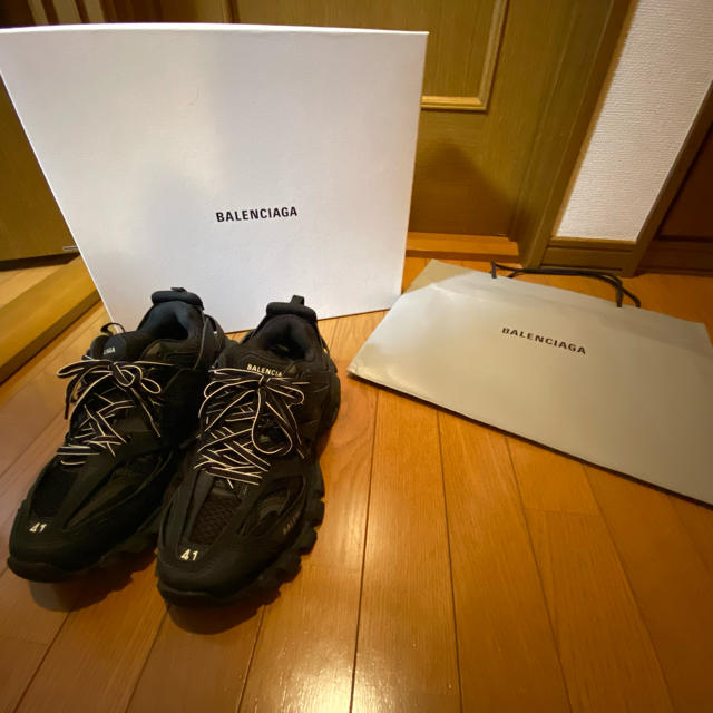 正午までの出品！balenciaga トラック　サイズ41