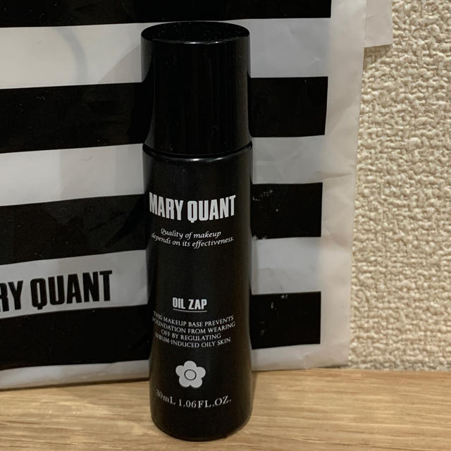 MARY QUANT(マリークワント)のマリークヮント　下地＋おまけつき コスメ/美容のベースメイク/化粧品(化粧下地)の商品写真