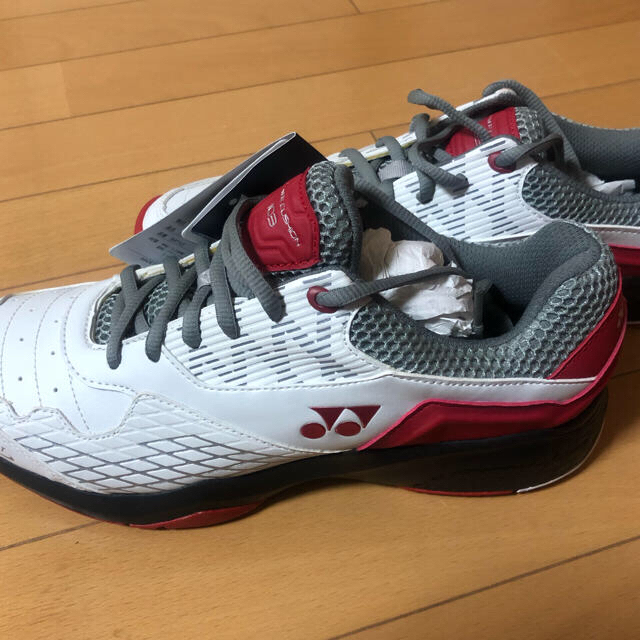 YONEX(ヨネックス)の【箱なし】YONEX テニスシューズ スポーツ/アウトドアのテニス(シューズ)の商品写真