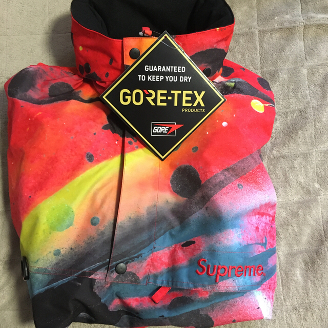 マウンテンパーカー新品 supreme Gore-Tex 20ss 赤RED Lサイズ