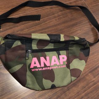 アナップ(ANAP)のにゃにゃ様専用　ANAP 迷彩柄　ボディバッグ　斜めがけ(ボディバッグ/ウエストポーチ)